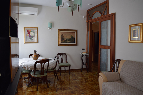 Salone